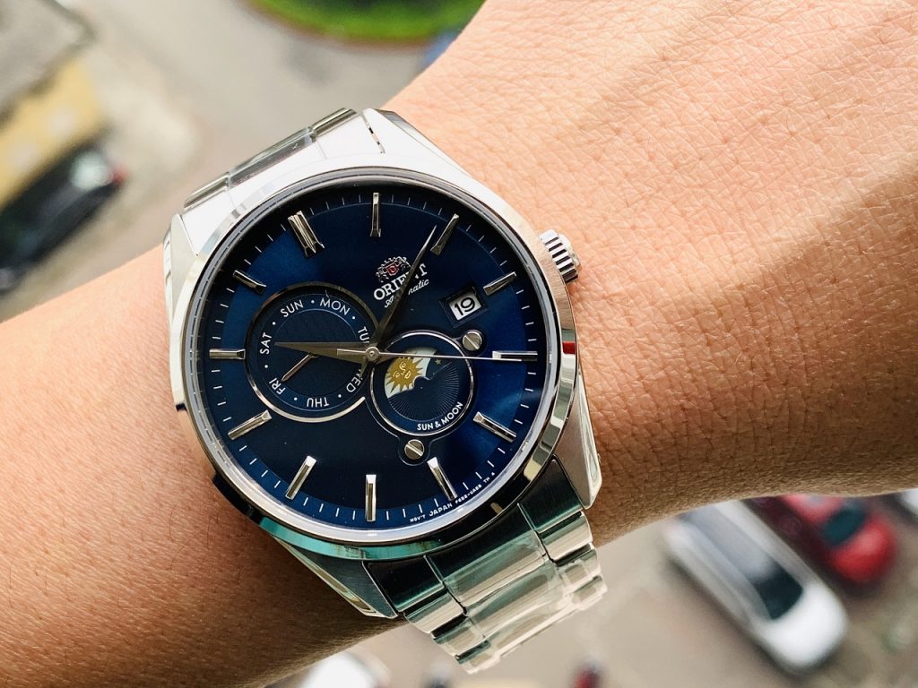 Kích thước 42mm phù hợp với anh em có cổ tay từ 16cm 