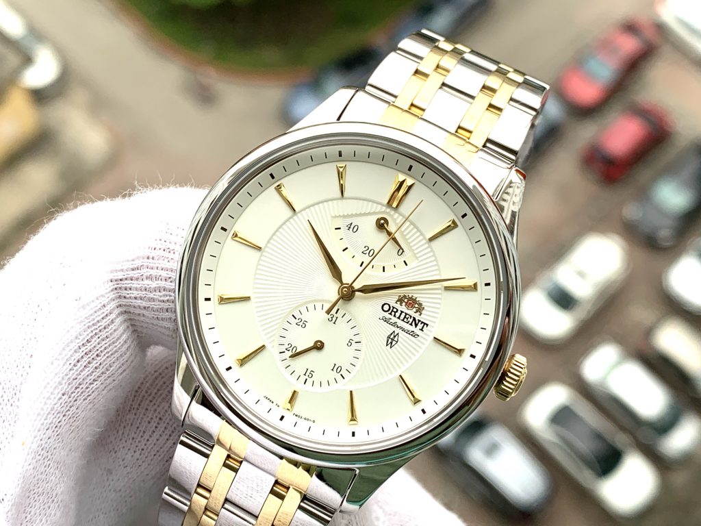 Đồng Hồ Orient SFM02001W0 hài hòa về thiết kế