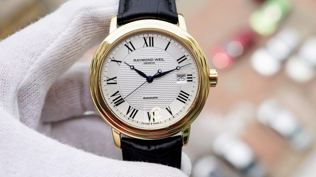 Raymond Weil 2837-PC-00659 có kích thước 40mm