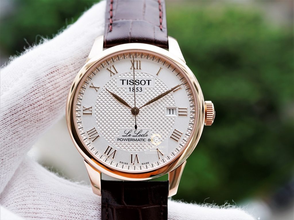 Thiết kế vân Guilloché bắt mắt trên Tissot Le Locle 