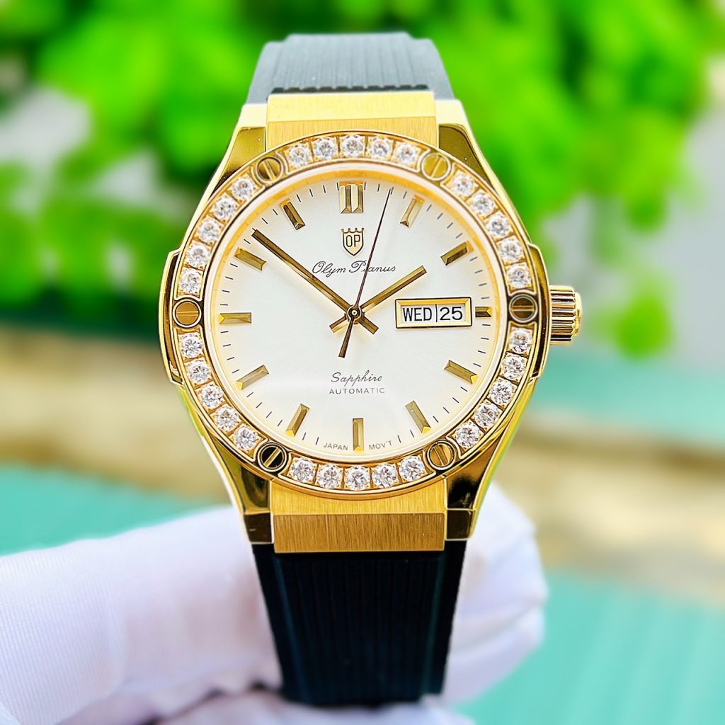 Olym Pianus OP990-45ADGK-GL-T thiết kế viền đá tuyệt đẹp